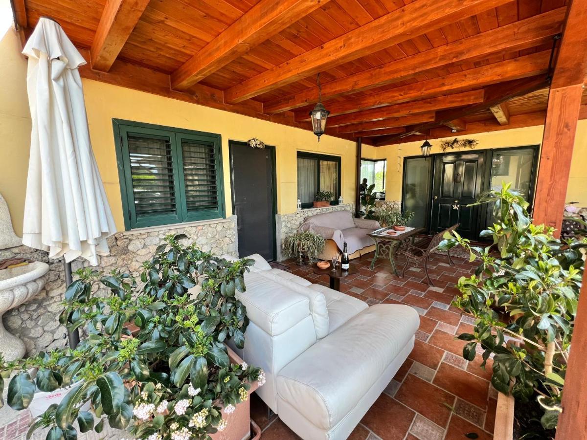 Апартаменты ***** La Casa Di Gio Кальтаниссетта Экстерьер фото